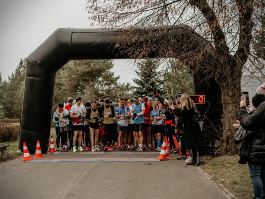 Hrubieszów uczcił na sportowo 106. rocznicę powrotu Polski na mapę świata [ZDJĘCIA]