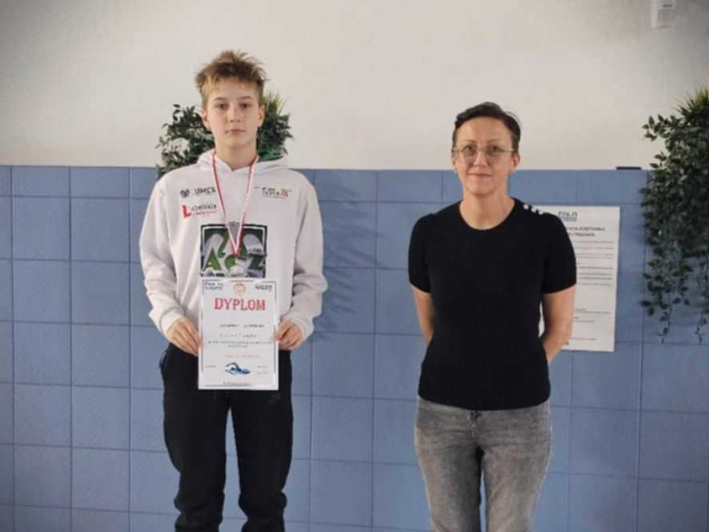 Hrubieszów wraca na pływacką mapę Polski! Za nami Powiatowe Mistrzostwa w Pływaniu [ZDJĘCIA]