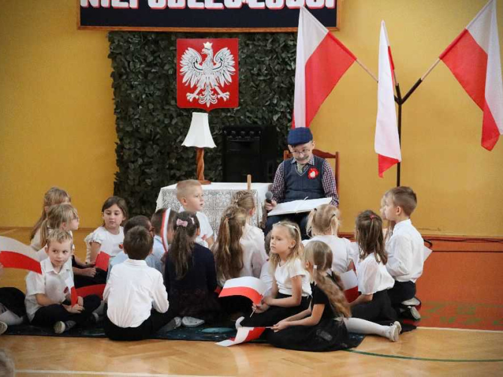 Patriotycznie w Strzyżowie [ZDJĘCIA]