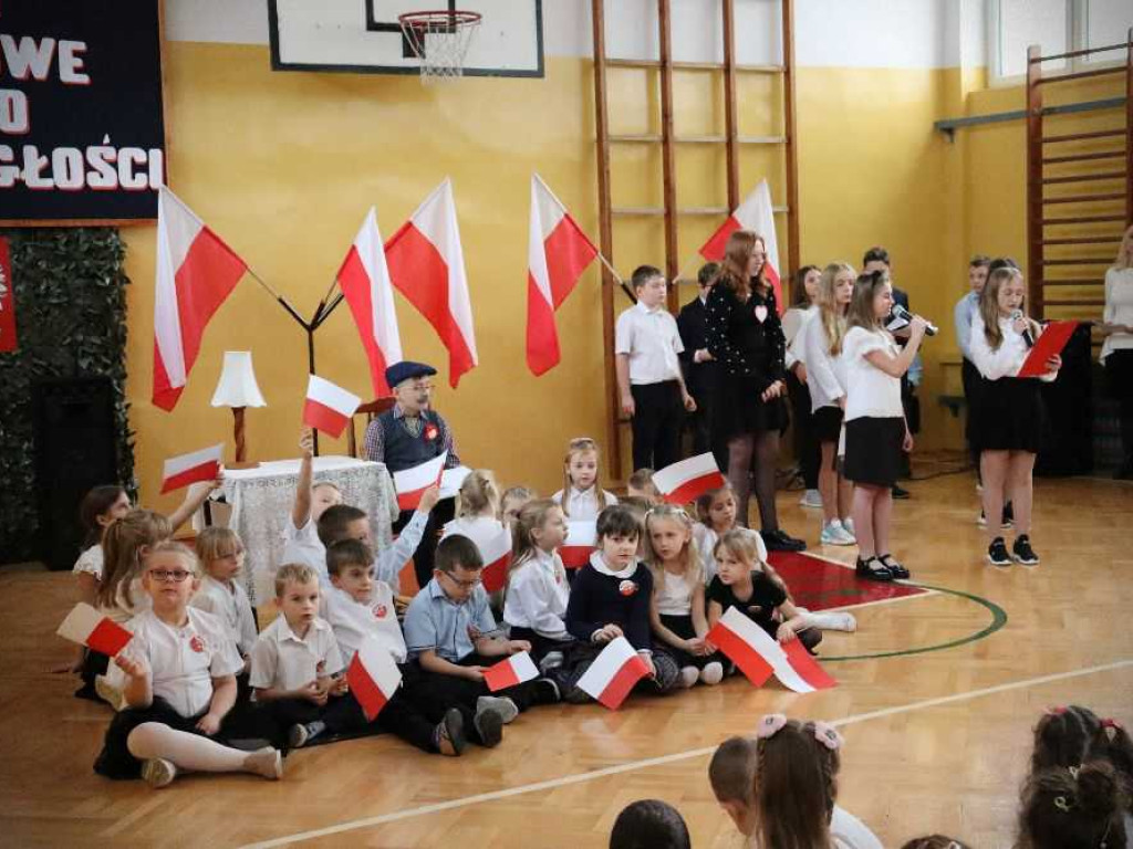 Patriotycznie w Strzyżowie [ZDJĘCIA]