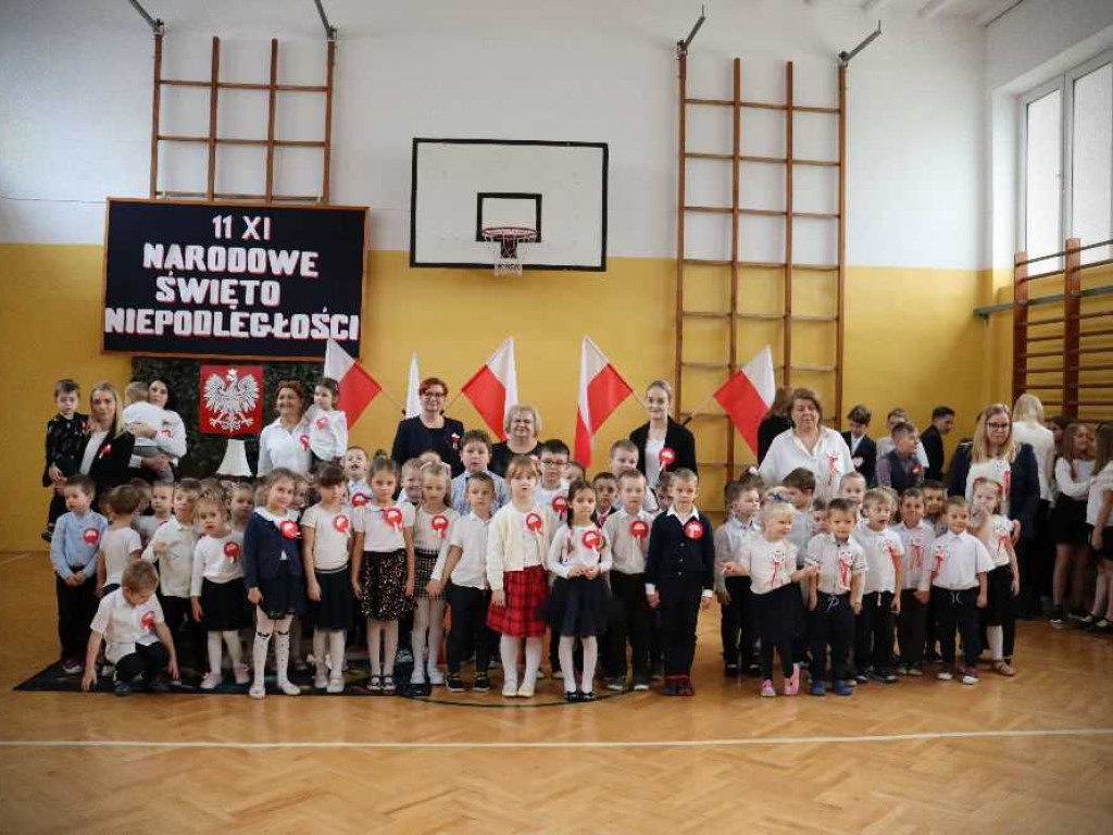 Patriotycznie w Strzyżowie [ZDJĘCIA]