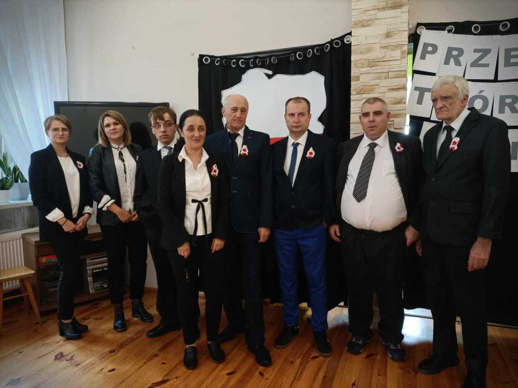 Hrubieszów: Uczestnicy i seniorzy dla Niepodległej [ZDJĘCIA]