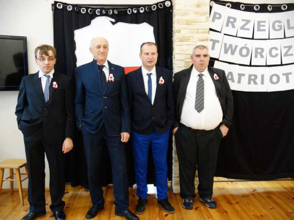 Hrubieszów: Uczestnicy i seniorzy dla Niepodległej [ZDJĘCIA]