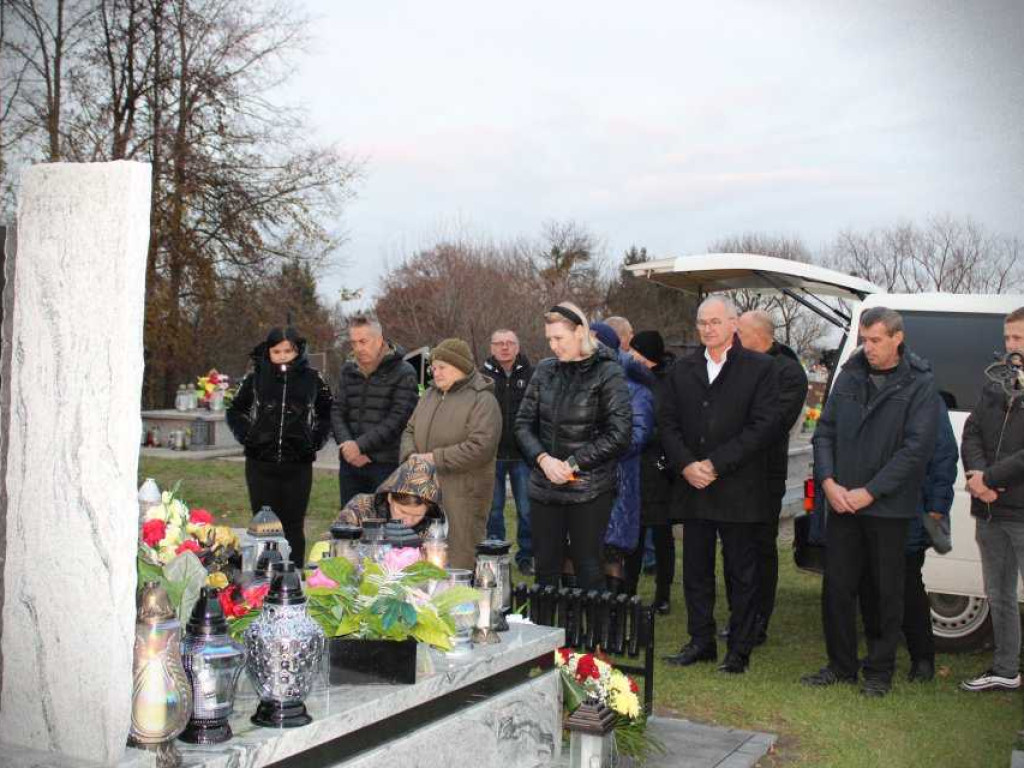 Pamięć o ofiarach tragedii w Przewodowie [ZDJĘCIA]