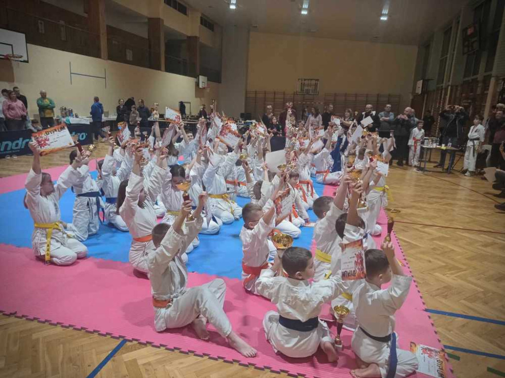 Najlepsza zawodniczka oraz 16 medali! [ZDJĘCIA]