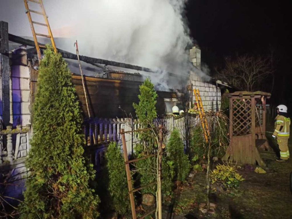 Rodzinna tragedia. W pożarze zginął ojciec i trójka dzieci [ZDJĘCIA]