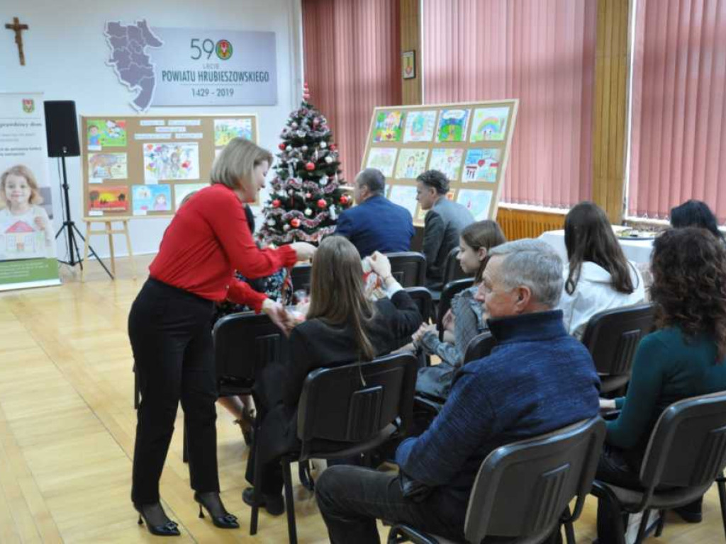 Hrubieszów: Opłatek i konkurs [ZDJĘCIA]