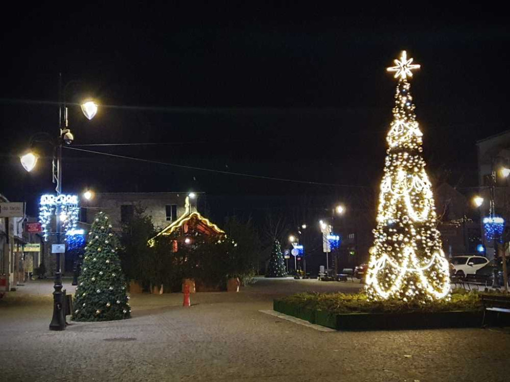 Hrubieszów: Szopka na Rynku [ZDJĘCIA]