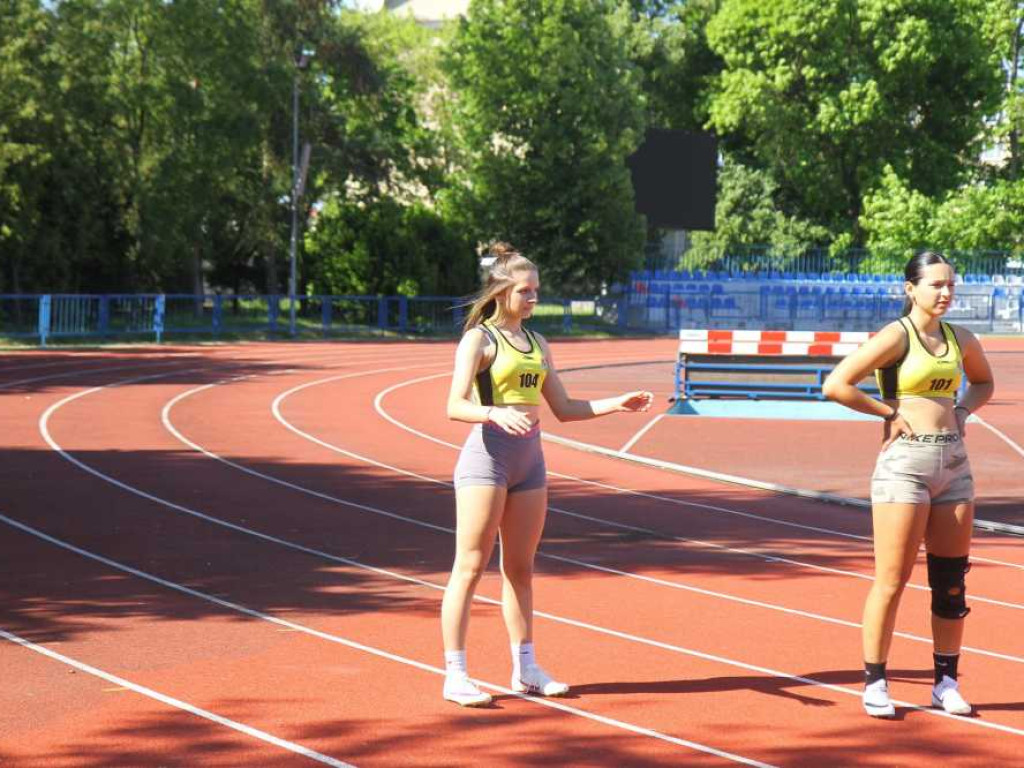 Tabele sezonu letniego 2024 lekkoatletek z Hrubieszowa i powiatu hrubieszowskiego [ZDJĘCIA]