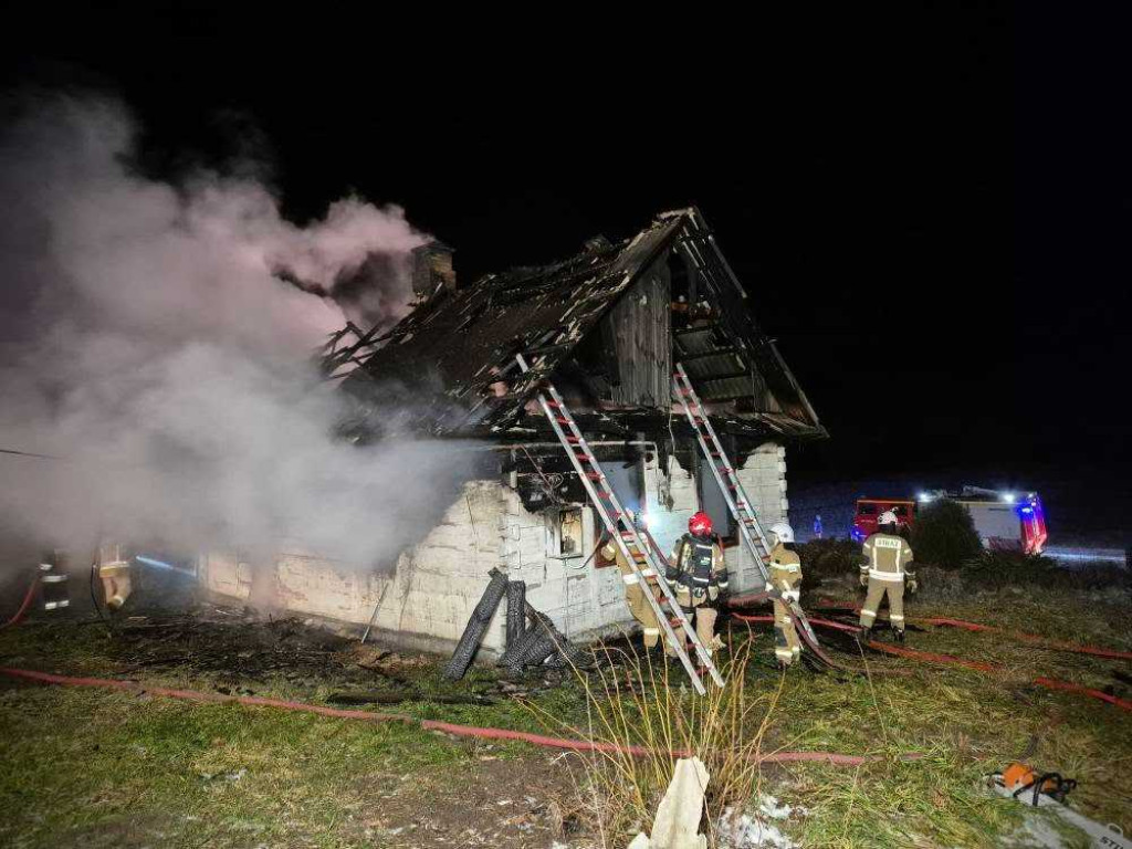 Tragiczny pożar domu koło Zamościa [ZDJĘCIA]