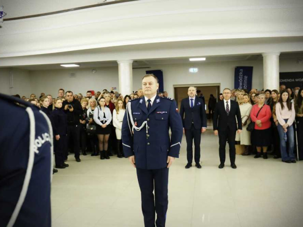 100 nowych policjantów w Lubelskiej Policji. Zasilą również szeregi hrubieszowskiej komendy [ZDJĘCIA]