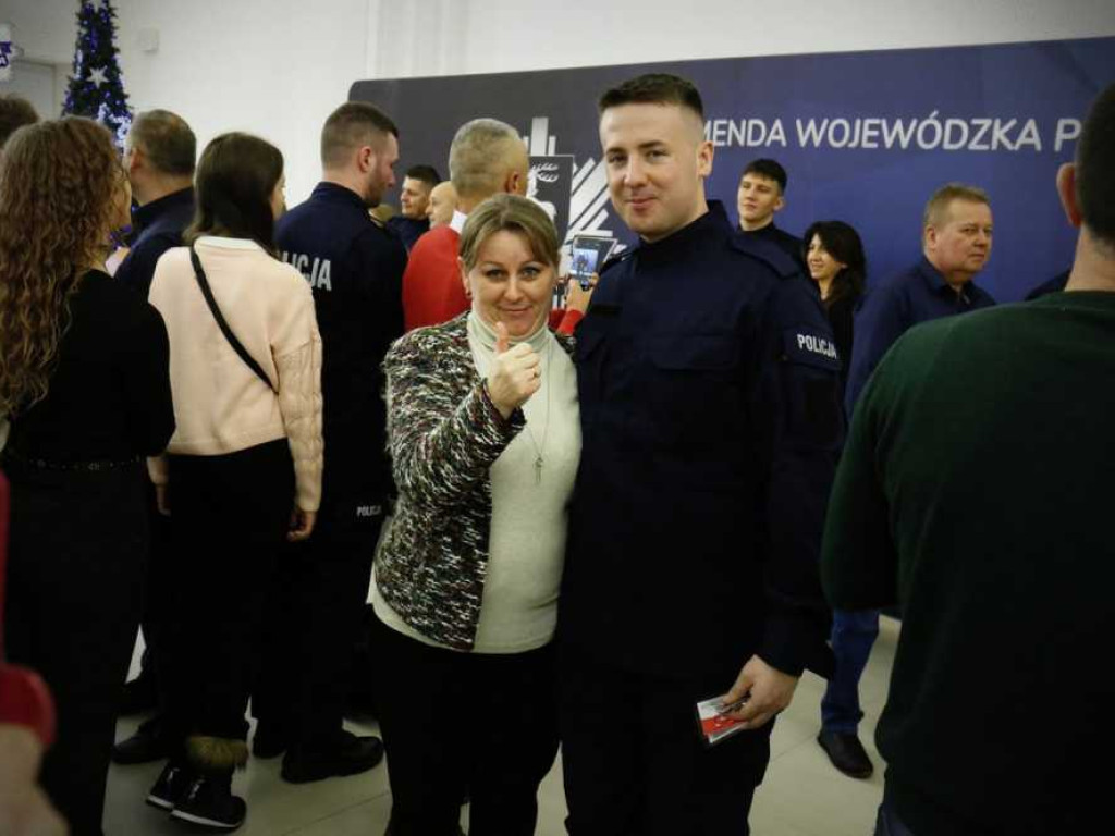 100 nowych policjantów w Lubelskiej Policji. Zasilą również szeregi hrubieszowskiej komendy [ZDJĘCIA]