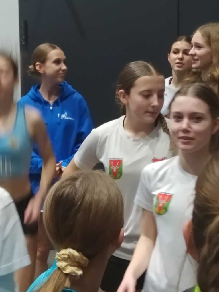 Wiele rekordów życiowych! Pierwszy start lekkoatletów Unii Hrubieszów pod dachem [ZDJĘCIA]