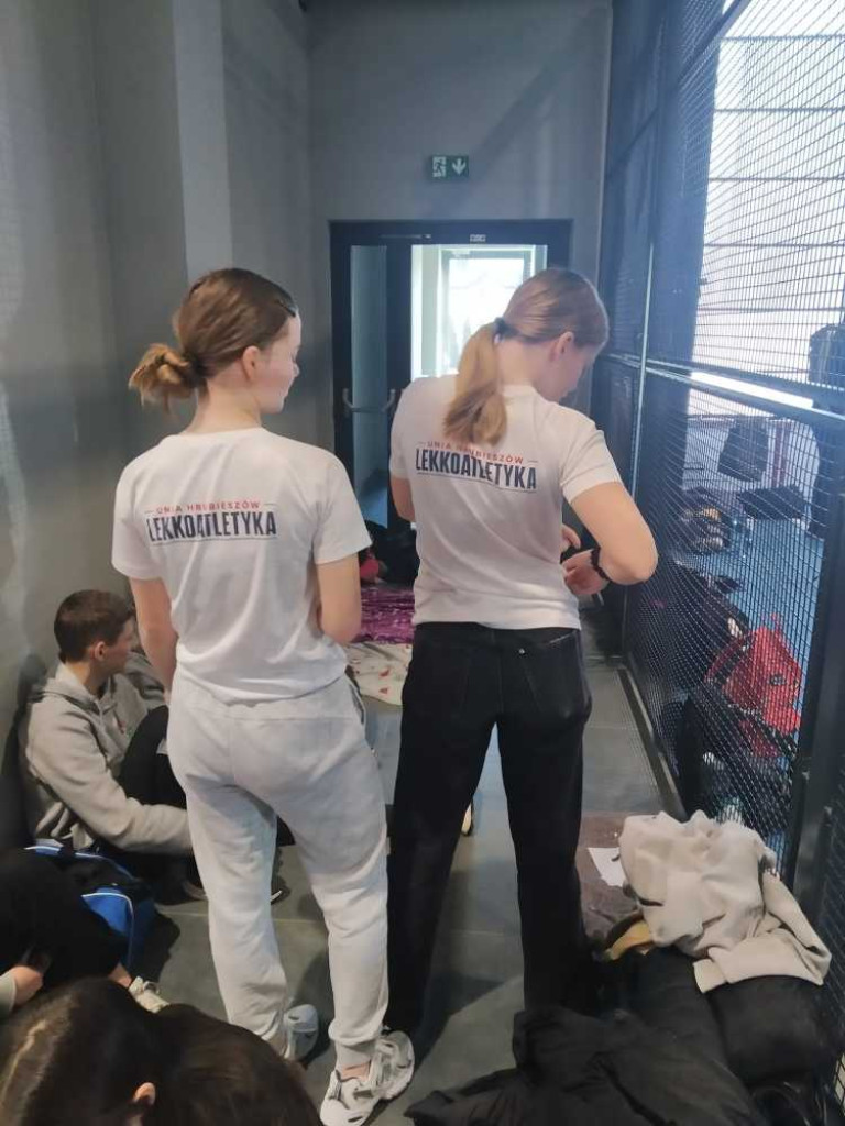 Wiele rekordów życiowych! Pierwszy start lekkoatletów Unii Hrubieszów pod dachem [ZDJĘCIA]