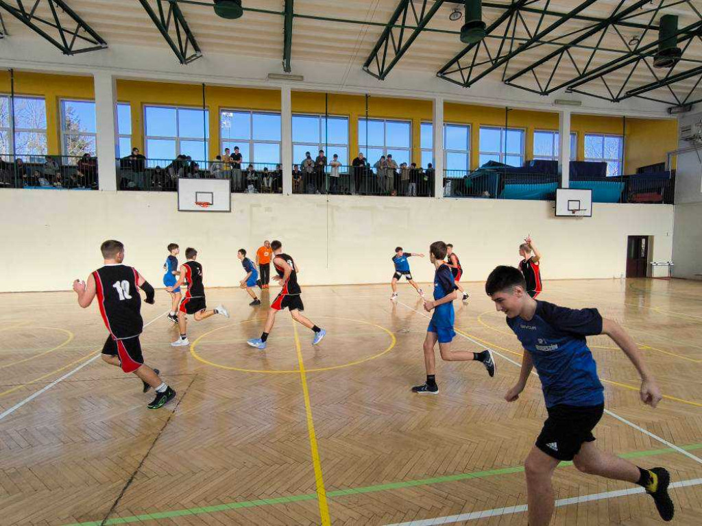 Hrubieszów: Najlepsi w koszykówce! Awansowali do rejonu [ZDJĘCIA]