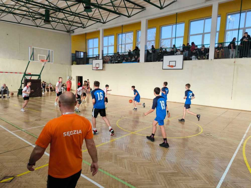 Hrubieszów: Najlepsi w koszykówce! Awansowali do rejonu [ZDJĘCIA]