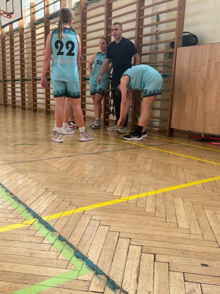Hrubieszów: Najlepsi w koszykówce! Awansowali do rejonu [ZDJĘCIA]