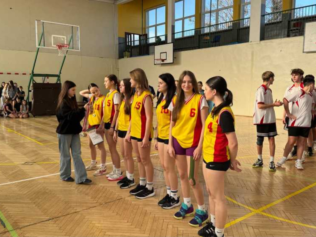 Hrubieszów: Najlepsi w koszykówce! Awansowali do rejonu [ZDJĘCIA]
