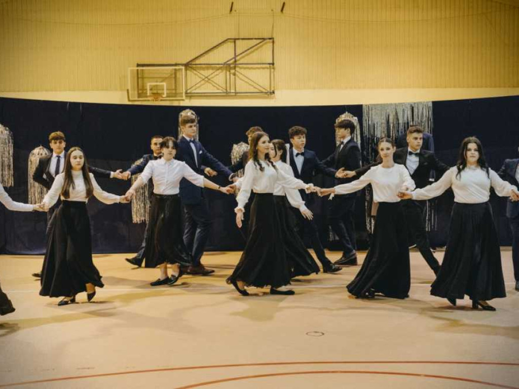 Bal studniówkowy w Horodle [ZDJĘCIA]