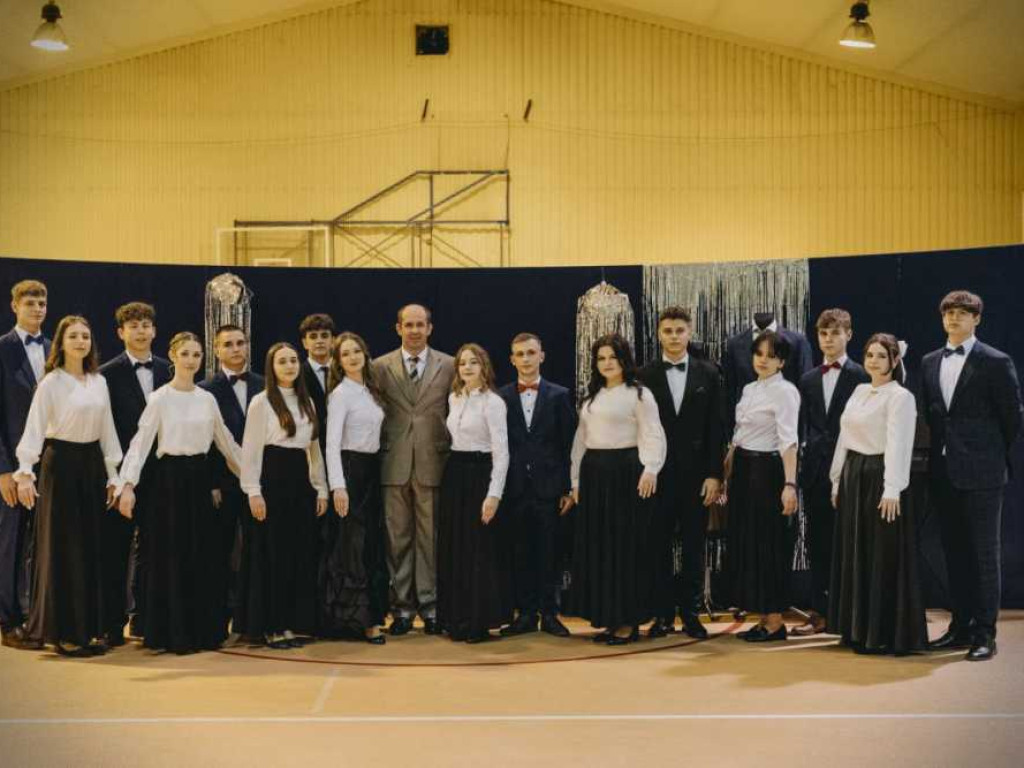 Bal studniówkowy w Horodle [ZDJĘCIA]