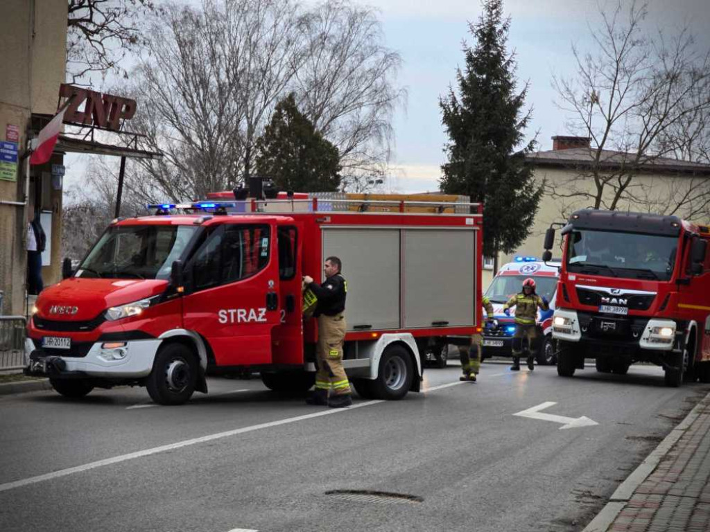 Hrubieszów: Kolejna kolizja z barierkami na ul. 3 Maja [ZDJĘCIA]