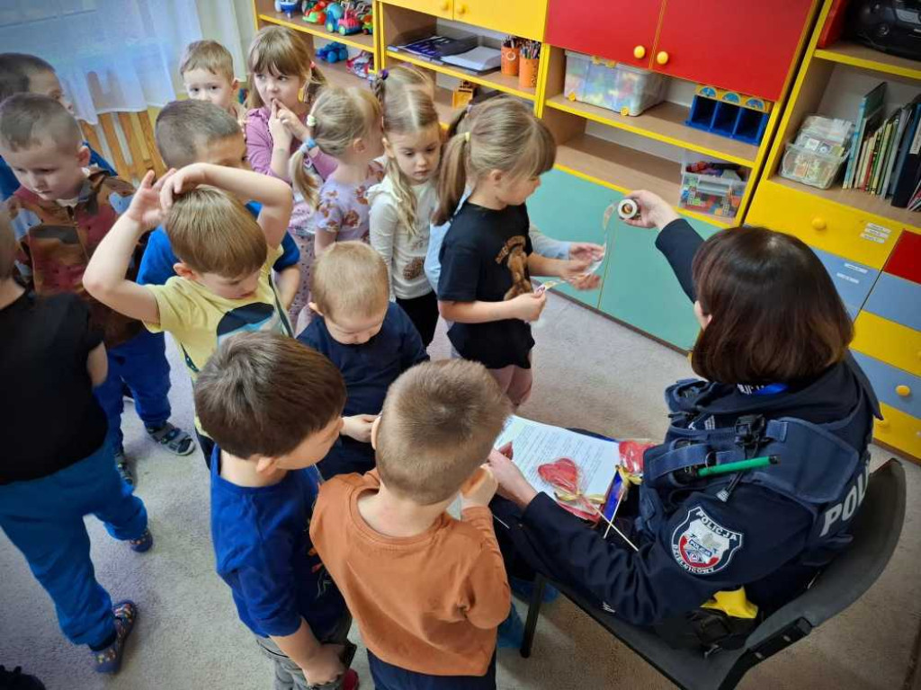 Hrubieszów: Przedszkolaki i policjanci [ZDJĘCIA]