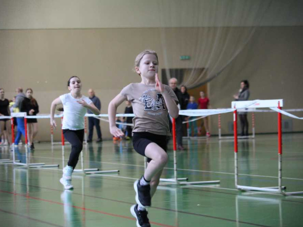 Halowe Mistrzostwa Powiatu Hrubieszowskiego [ZDJĘCIA]