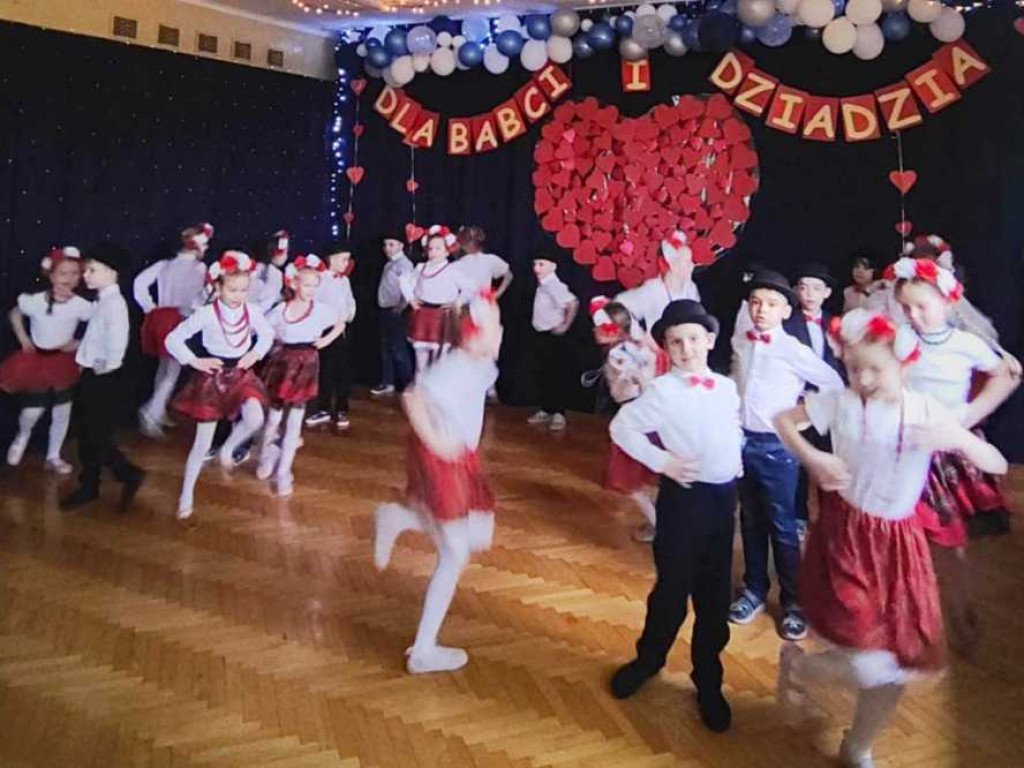 Hrubieszów: Dzień Babci i Dziadka [ZDJĘCIA]