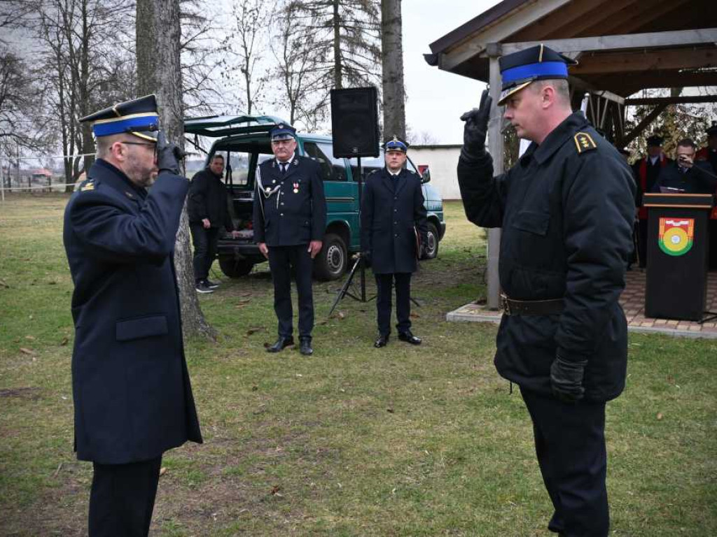 Nowy wóz dla druhów ochotników [ZDJĘCIA]
