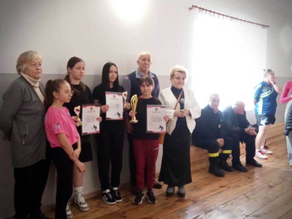 Turniej tenisa stołowego w Podhorcach [ZDJĘCIA]
