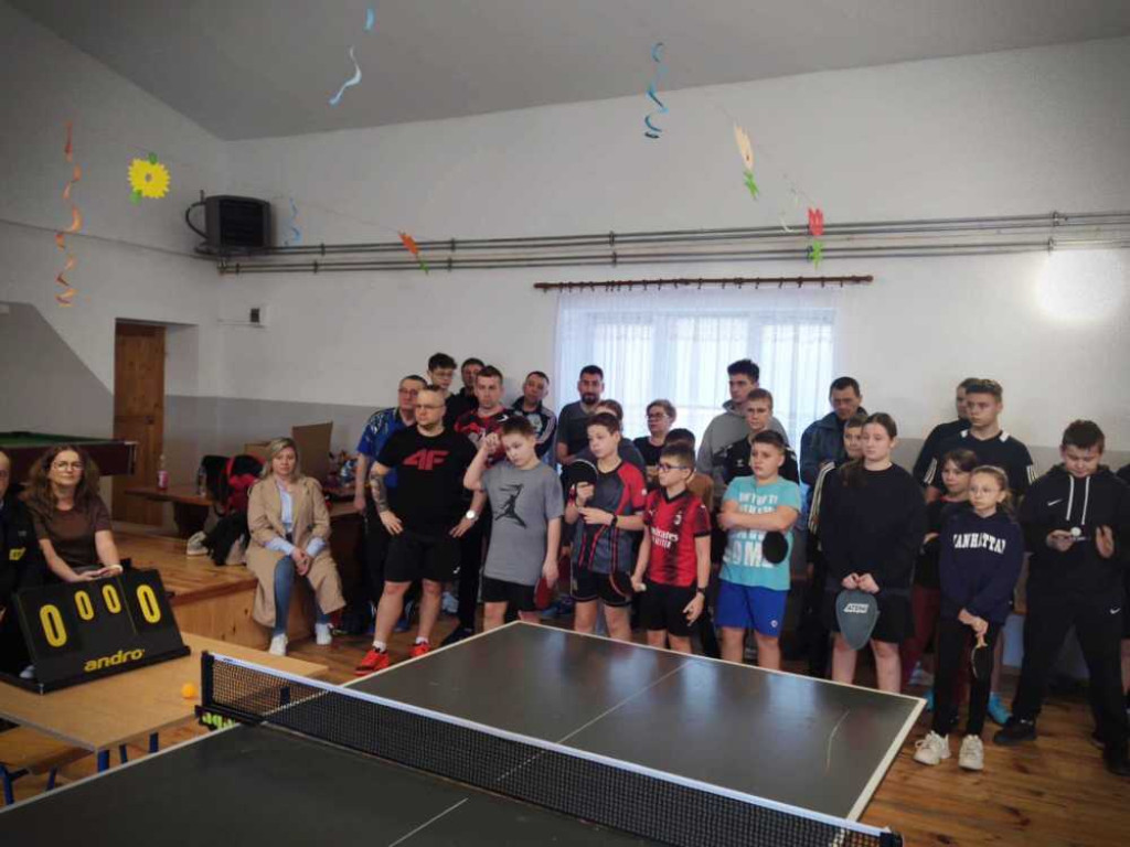 Turniej tenisa stołowego w Podhorcach [ZDJĘCIA]