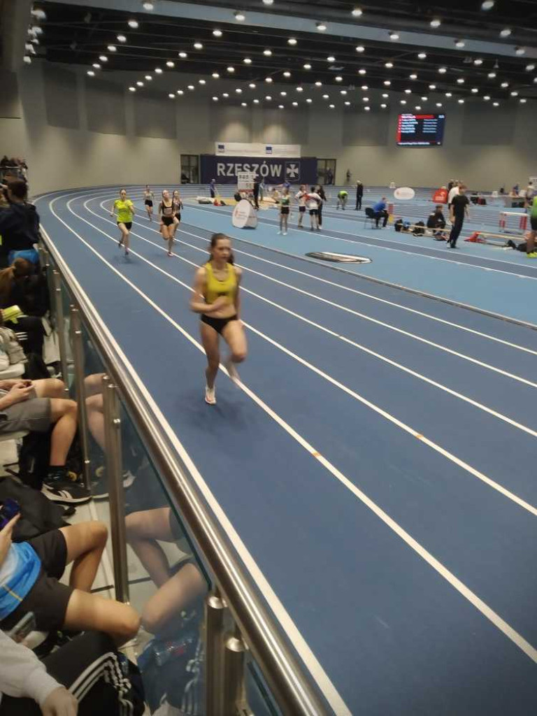 Lekkoatletyczne tabele sezonu halowego 2025 w powiecie hrubieszowskim [ZDJĘCIA]