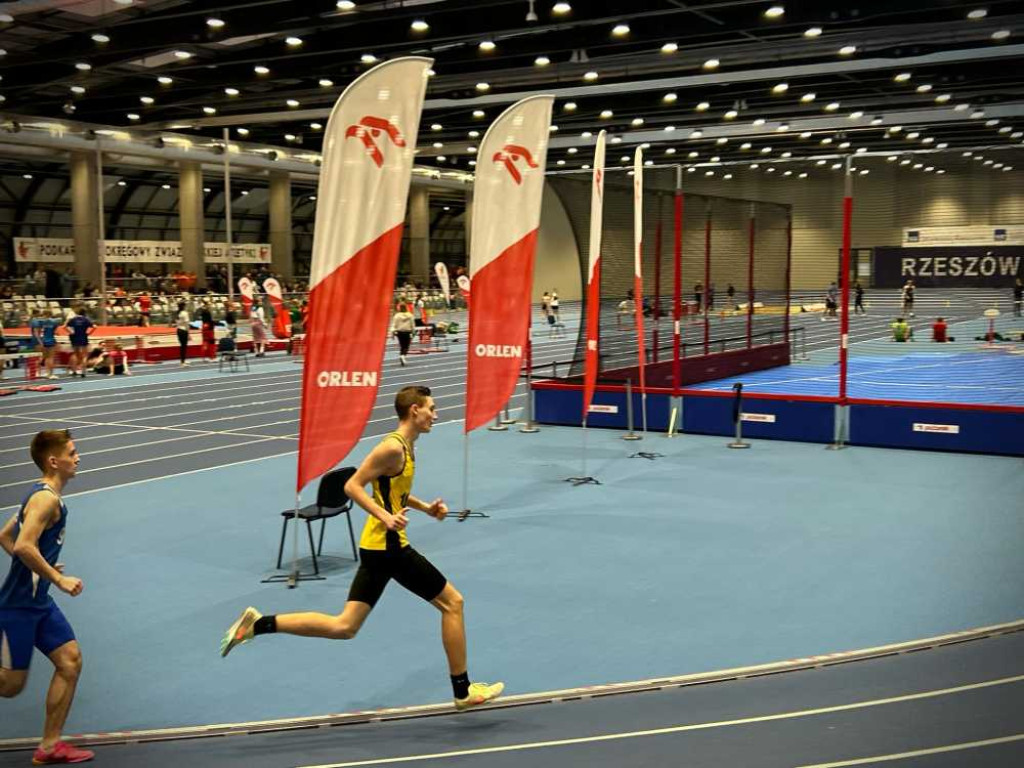 Lekkoatletyczne tabele sezonu halowego 2025 w powiecie hrubieszowskim [ZDJĘCIA]