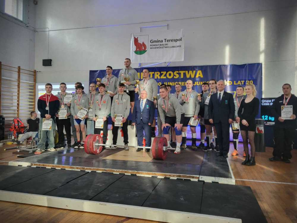 Reprezentanci Unii Hrubieszów dźwigali w Małaszewiczach [ZDJĘCIA]