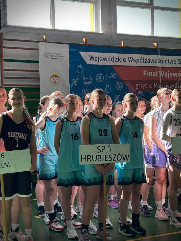 Hrubieszów: Dziewczęta z Jedynki trzecie w województwie! [ZDJĘCIA]