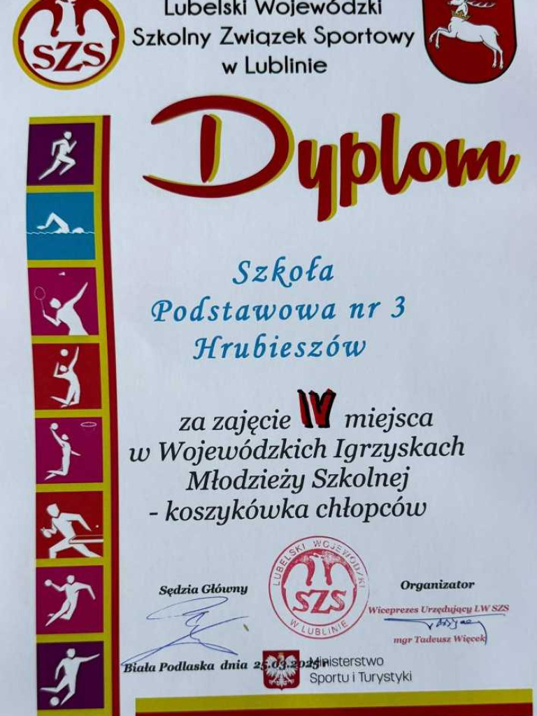 Koszykarze z hrubieszowskiej Trójki na 4 miejscu w województwie! [ZDJĘCIA]