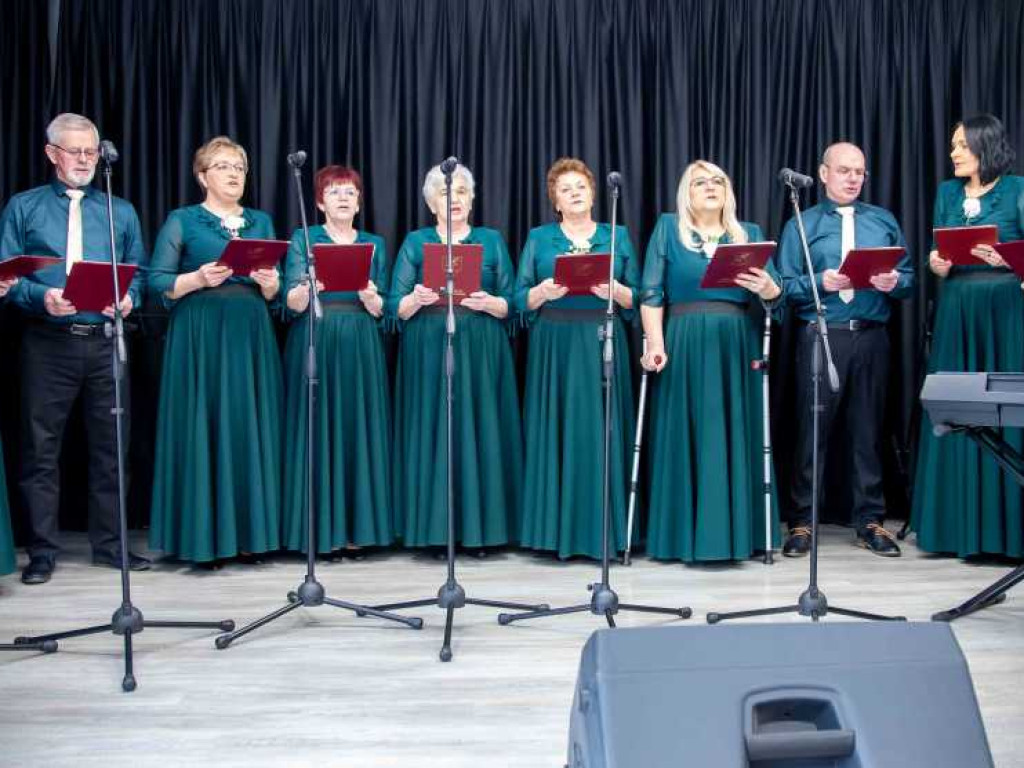 Wyśpiewali nagrody! IV Powiatowy Przegląd Pieśni Pasyjnej i Pokutnej w Dołhobyczowie [ZDJĘCIA]