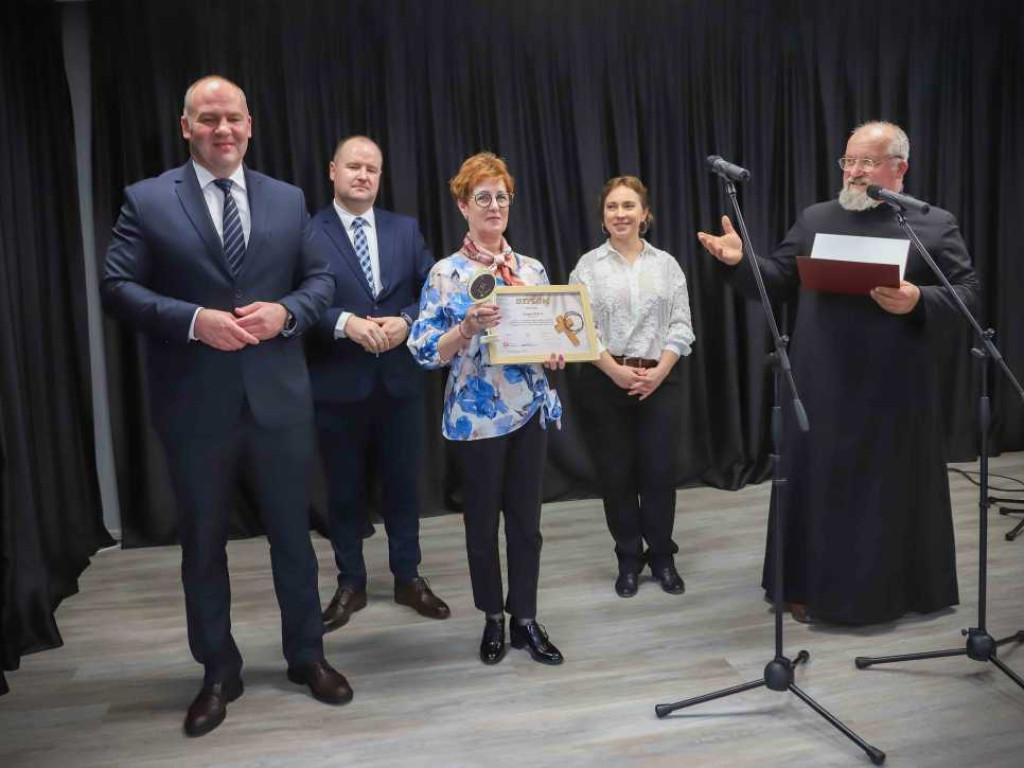 Wyśpiewali nagrody! IV Powiatowy Przegląd Pieśni Pasyjnej i Pokutnej w Dołhobyczowie [ZDJĘCIA]