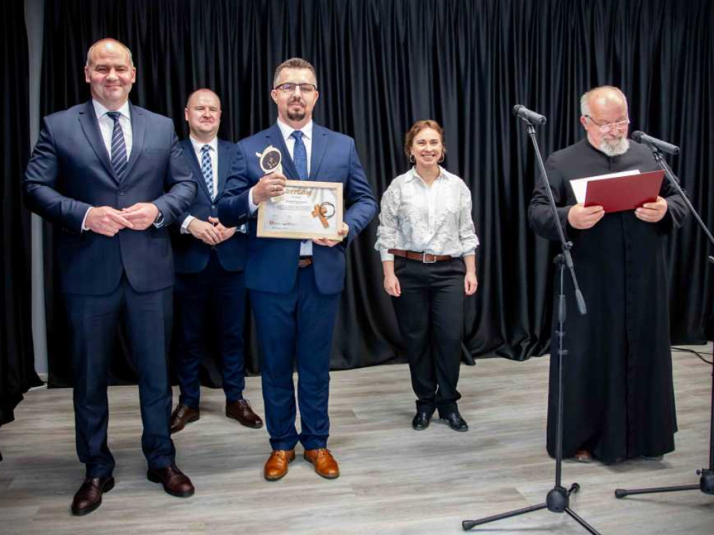 Wyśpiewali nagrody! IV Powiatowy Przegląd Pieśni Pasyjnej i Pokutnej w Dołhobyczowie [ZDJĘCIA]
