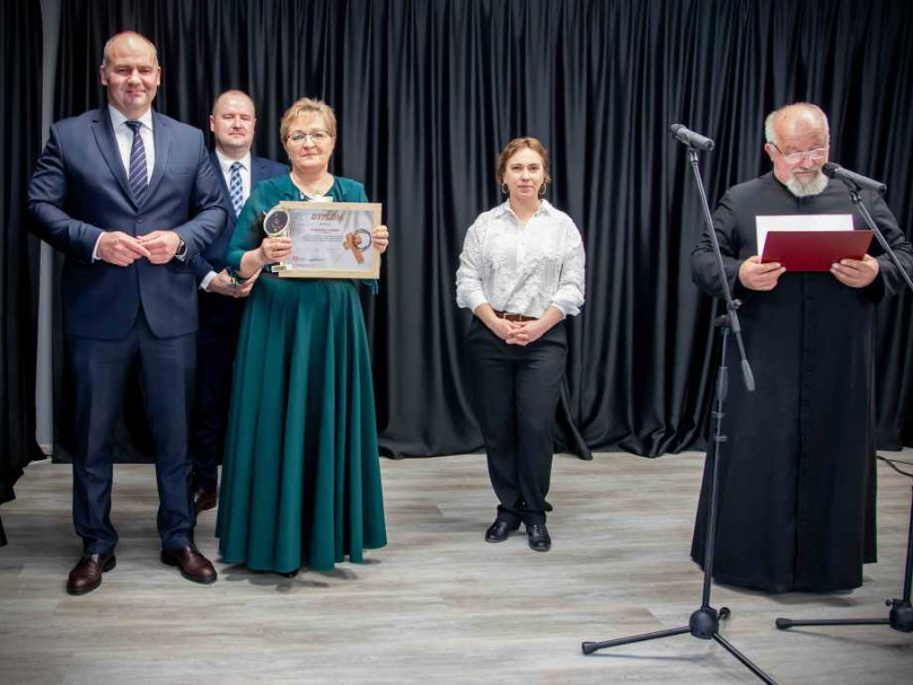 Wyśpiewali nagrody! IV Powiatowy Przegląd Pieśni Pasyjnej i Pokutnej w Dołhobyczowie [ZDJĘCIA]