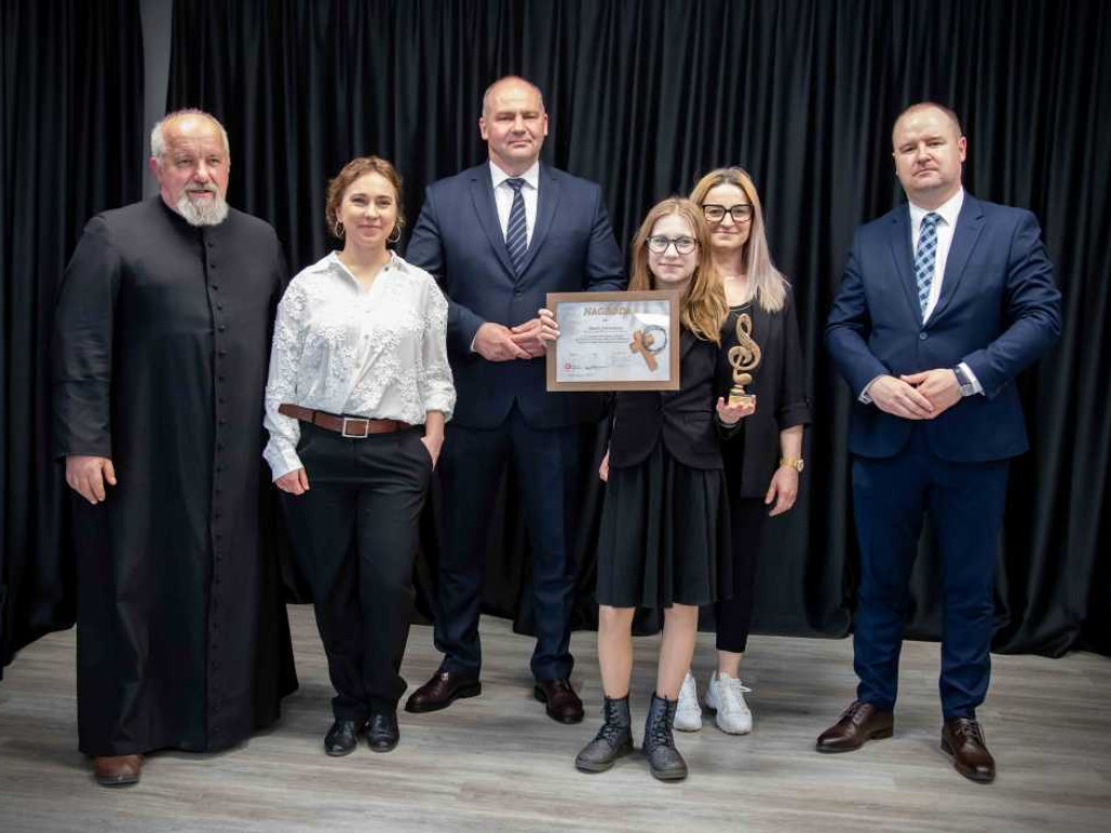 Wyśpiewali nagrody! IV Powiatowy Przegląd Pieśni Pasyjnej i Pokutnej w Dołhobyczowie [ZDJĘCIA]