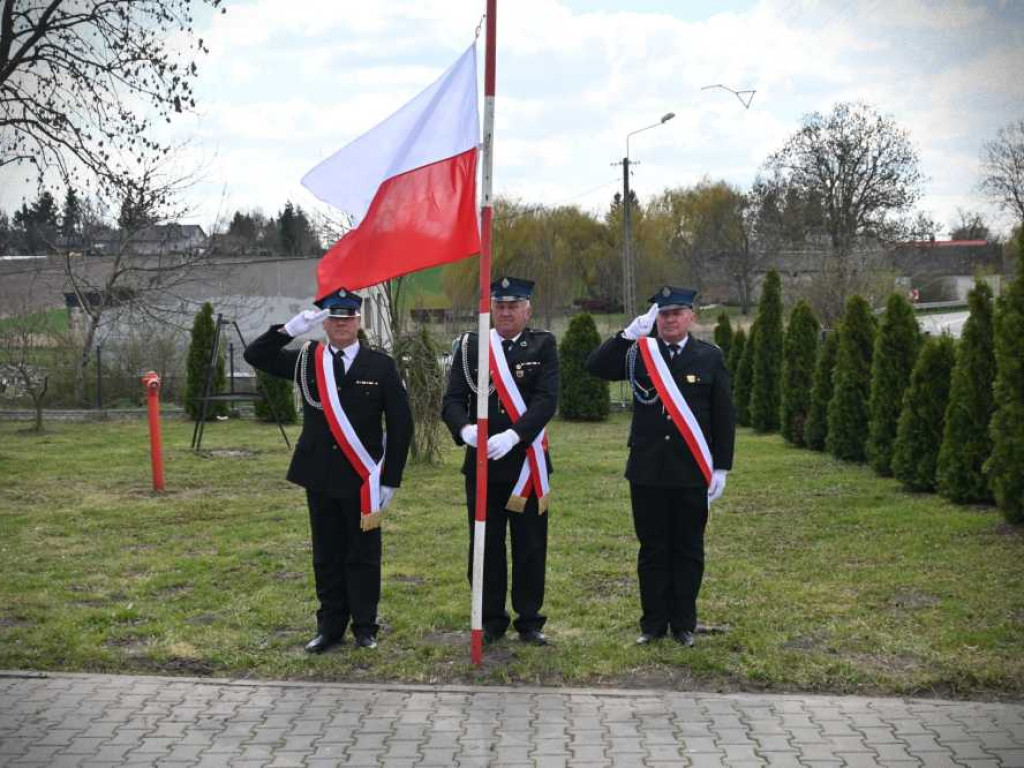 Nowy wóz dla druhów ochotników [ZDJĘCIA]