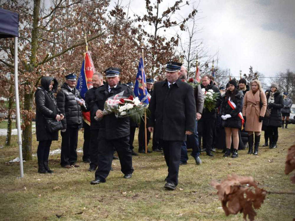 Oddali hołd ofiarom Katynia i Katastrofy Smoleńskiej [ZDJĘCIA]