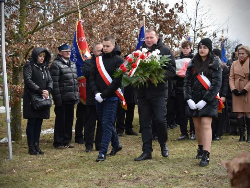 Oddali hołd ofiarom Katynia i Katastrofy Smoleńskiej [ZDJĘCIA]