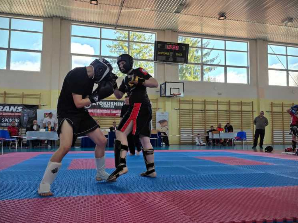Walczyli na macie. Ogólnopolski turniej karate w Hrubieszowie [ZDJĘCIA]