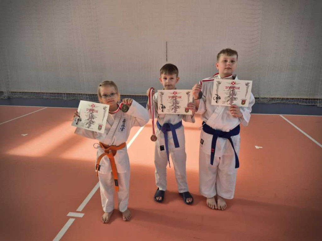 Walczyli na macie. Ogólnopolski turniej karate w Hrubieszowie [ZDJĘCIA]