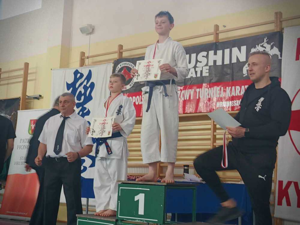 Walczyli na macie. Ogólnopolski turniej karate w Hrubieszowie [ZDJĘCIA]