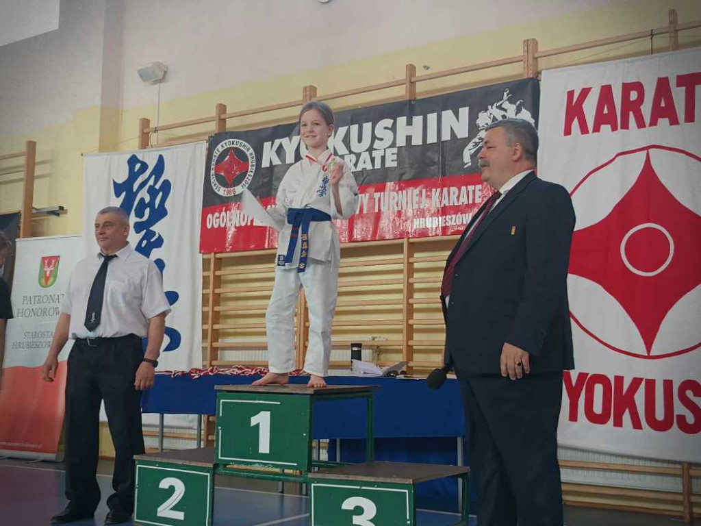 Walczyli na macie. Ogólnopolski turniej karate w Hrubieszowie [ZDJĘCIA]