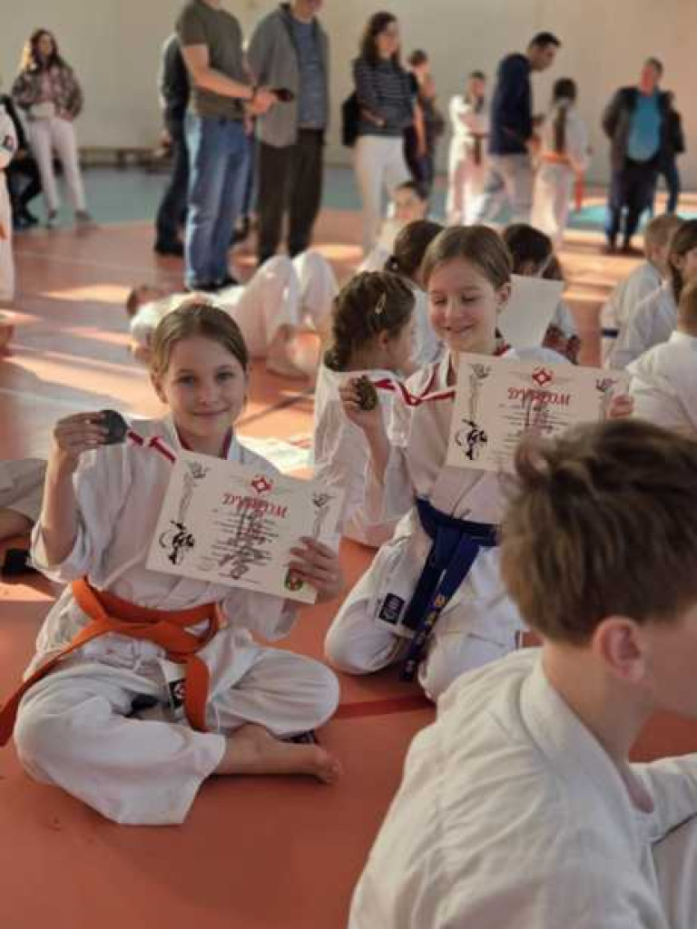 Walczyli na macie. Ogólnopolski turniej karate w Hrubieszowie [ZDJĘCIA]
