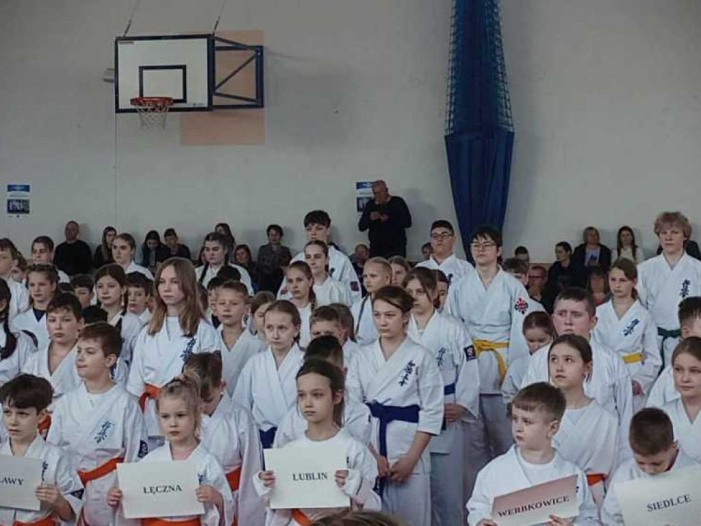 Walczyli na macie. Ogólnopolski turniej karate w Hrubieszowie [ZDJĘCIA]